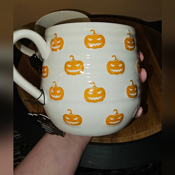 Set Of 2 Large Halloween Themed Ceramic Mugs - Cat And Pumpkin - Picture 6 of 9